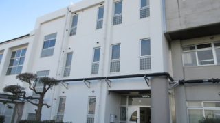 長後中学校屋内運動場等改修工事